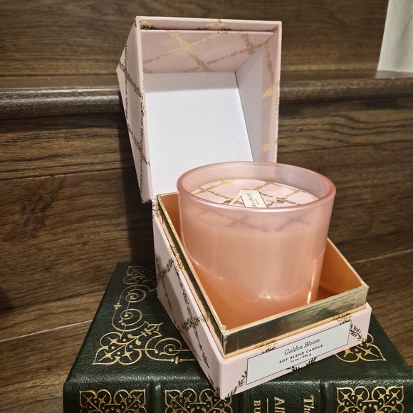 Laura Ashley Scented Candle NWT - Picture 4 of 5